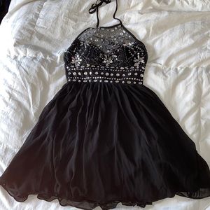 Windsor black prom/formal dress | 3/4